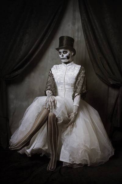 Photograph Ronald Van Grinsven  Bride Camilia on One Eyeland